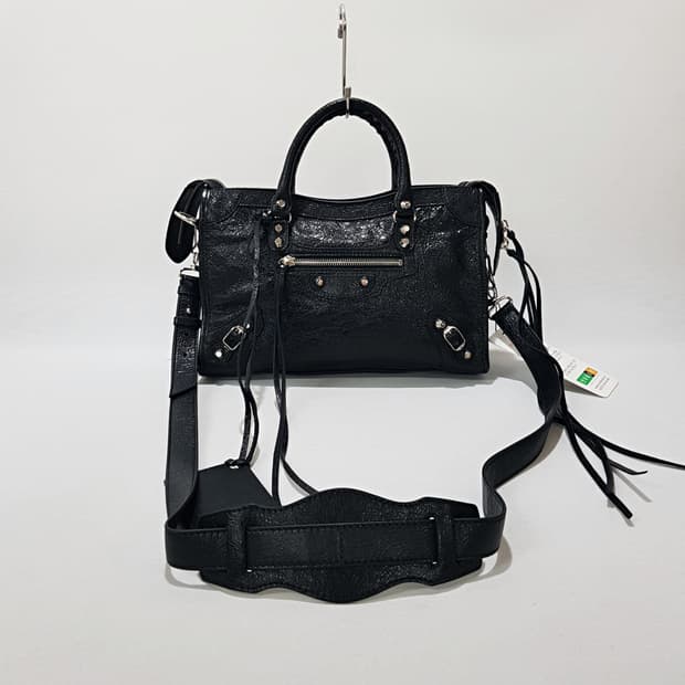 새상품 발렌시아가 클래식 모터백 스몰