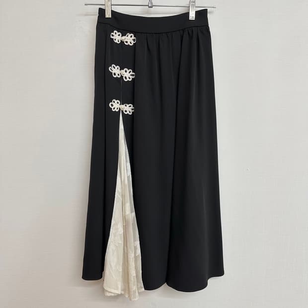 oriental button skirt