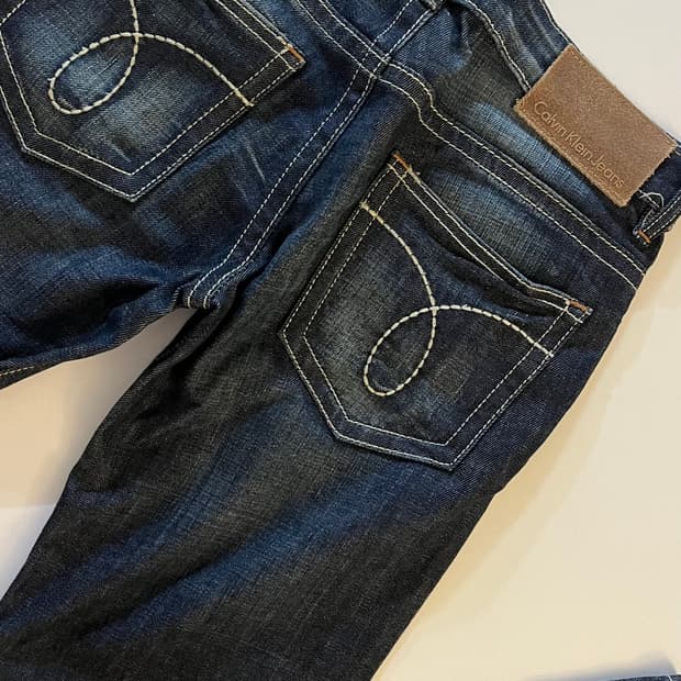 캘빈클라인 로우라이즈 워싱 데님 팬츠