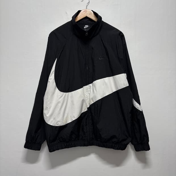 나이키 블랙 빅스우시 바람막이