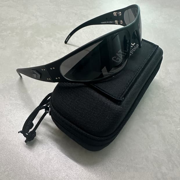 가토즈 랩터 스모크렌즈 선글라스