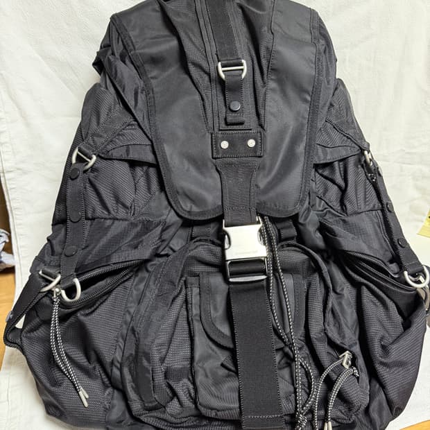 앤더슨벨 테크니컬 베를린 백팩 블랙