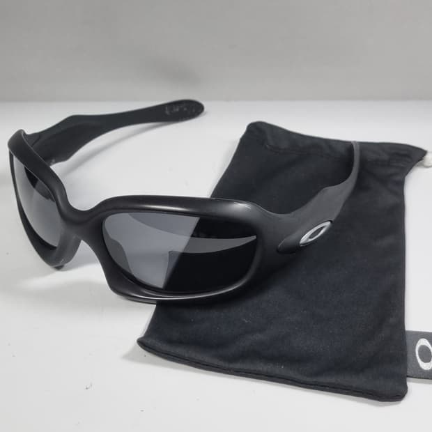 오클리 몬스터도글 매트블랙 새렌즈