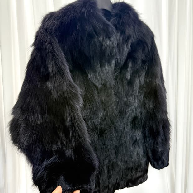 SAGA Fox fur jacket (navy)