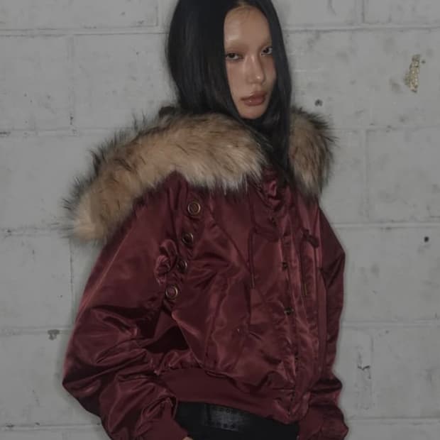 팬시클럽 아일렛 퍼 자켓 버건디