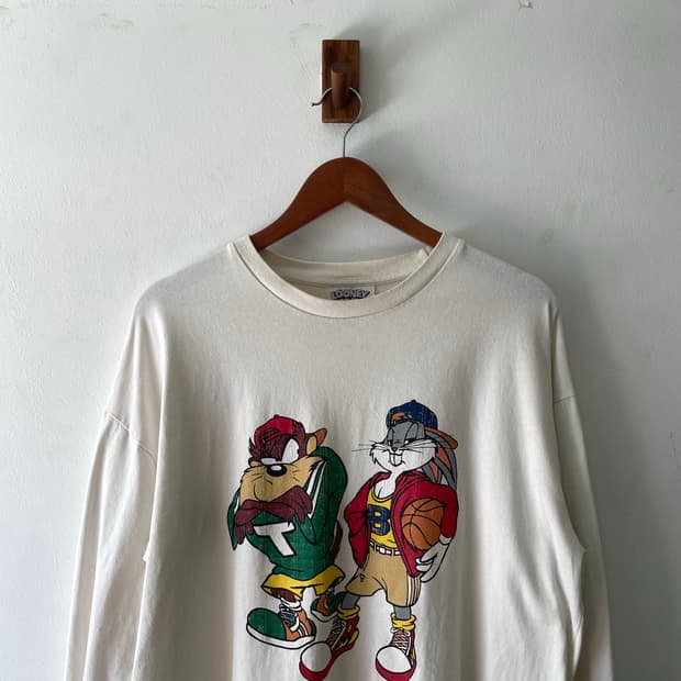 Vintage Looney Tunes Long T-shirt