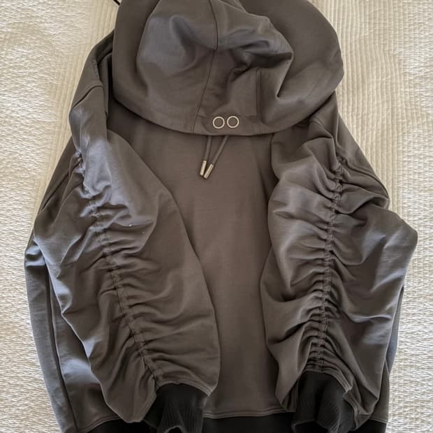 송지오옴므 후드티