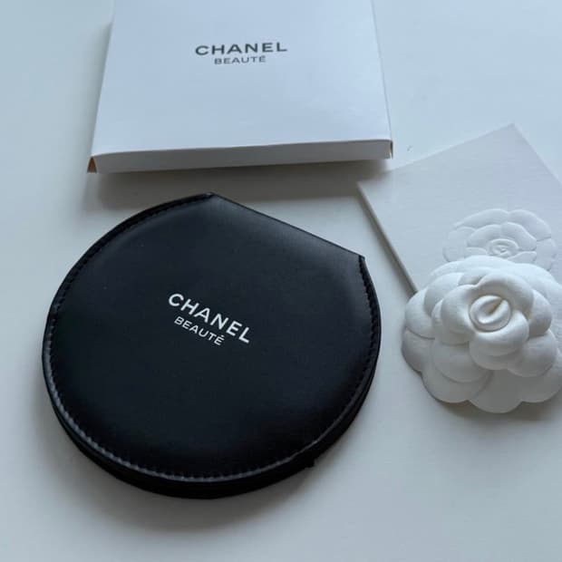 샤넬뷰티 탁상거울 메이크업 거울 