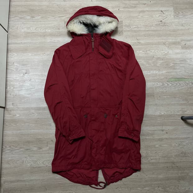 게스 여성 안감내피 양털 램퍼 후드 개파카 야상점퍼 [버건디] L/100