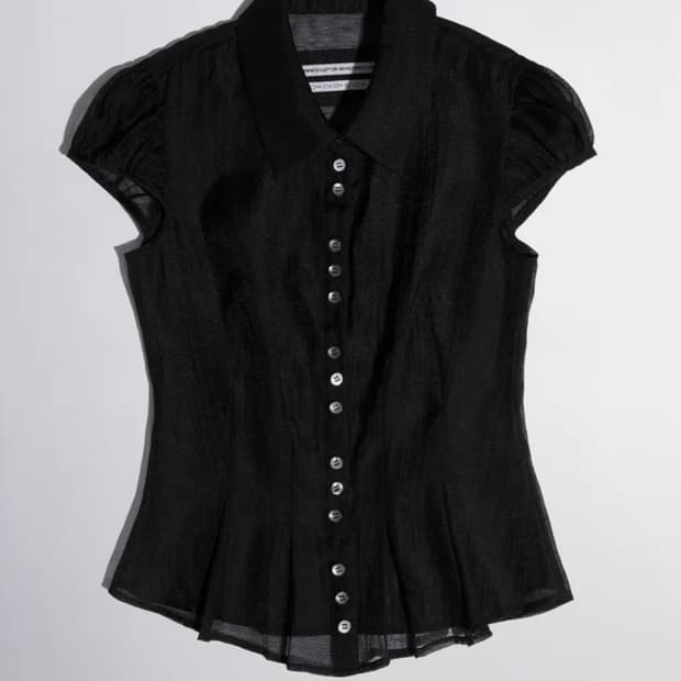 스컬프터Sheer Pleated Hem Blouse쉬어블라우스