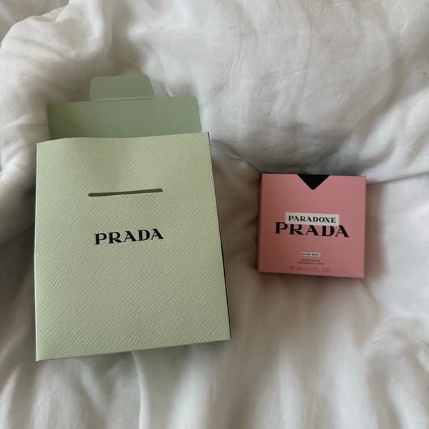 프라다 패러독스 헤어미스트 30ml 새상품 정품 +교신도 가능!