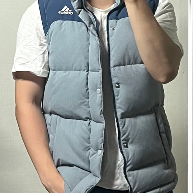 아디다스 울 패딩 조끼