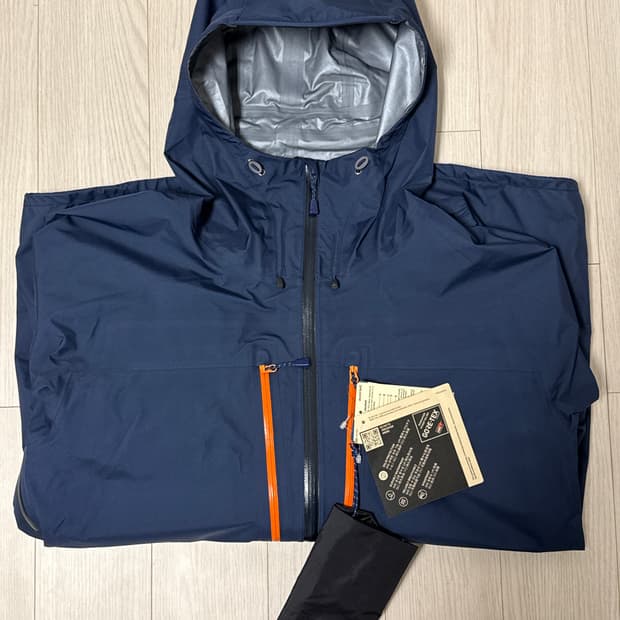 몽벨 텐페스토 자켓