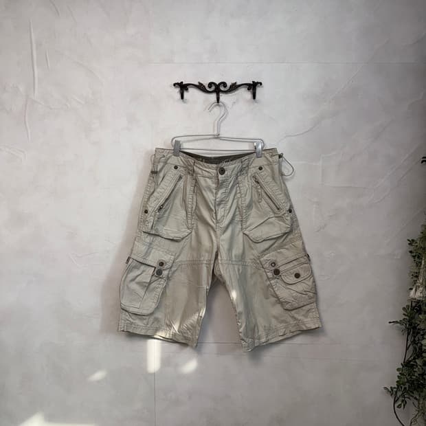 Ivory multi pocket burmuda cargo pants