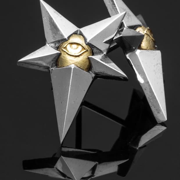 킹크로치 star eye earring(king kroach)