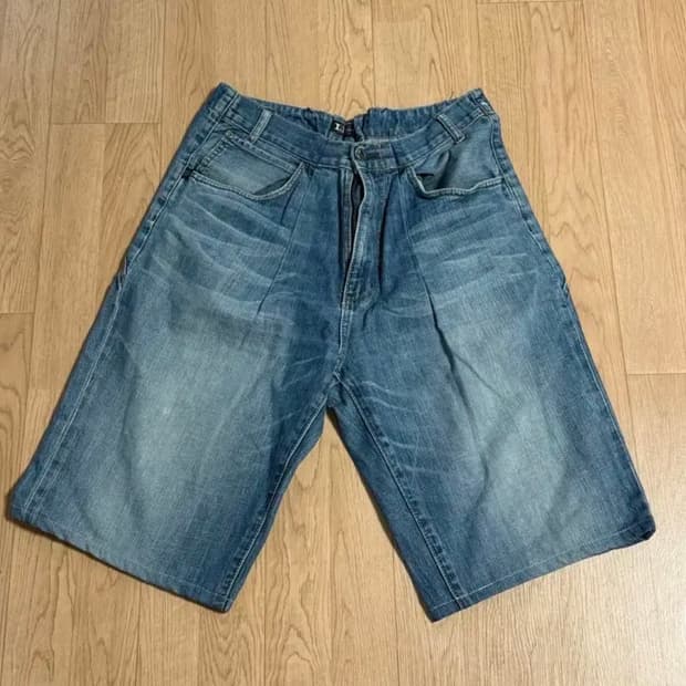 캣워싱 버뮤다 팬츠