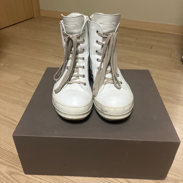 릭오웬스 라몬즈 초크컬러