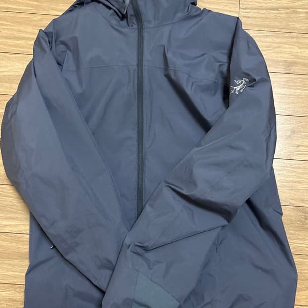 아크테릭스 바람막아(소프트 쉘)(gore wind sttoper)