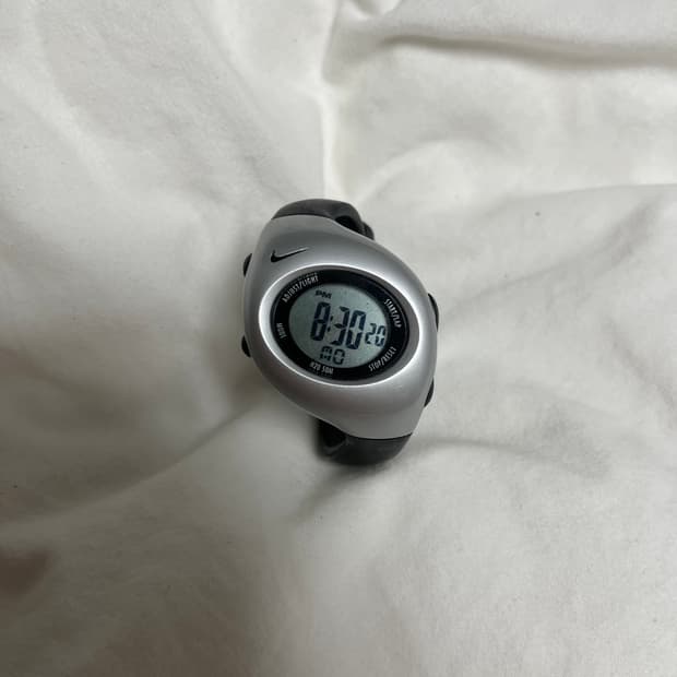 나이키 트라이엑스