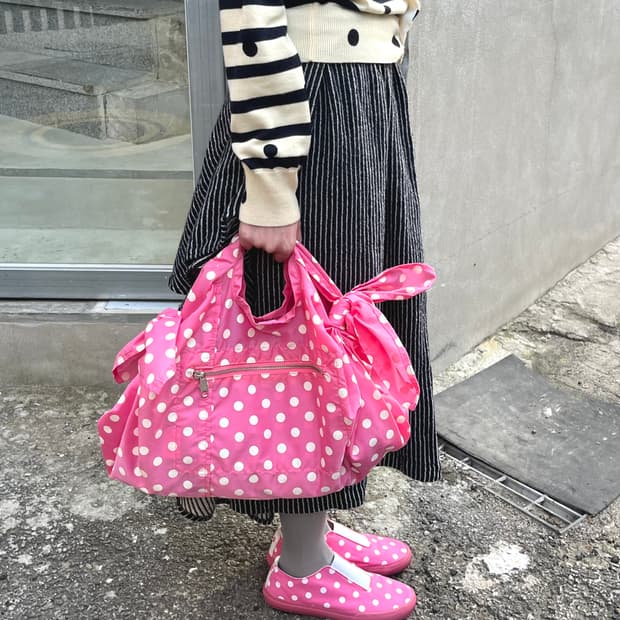 꼼데가르송 걸 도트 스니커즈