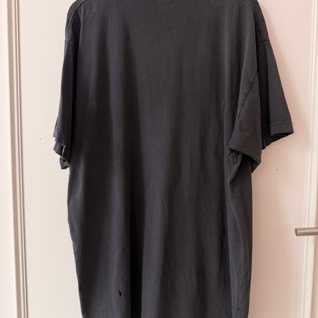 발렌시아가 (Balenciaga) 피어싱 오버사이즈 반팔
