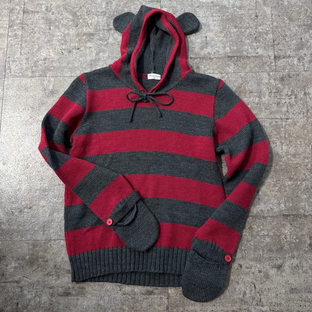 애니멀 이어 디테일 후디드 미튼 커프스 울 니트 