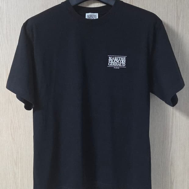 마리떼프랑소와저버 로고 반팔 티셔츠 