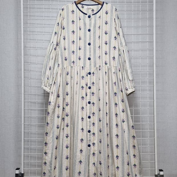 로즈베이 플라워 원피스 free