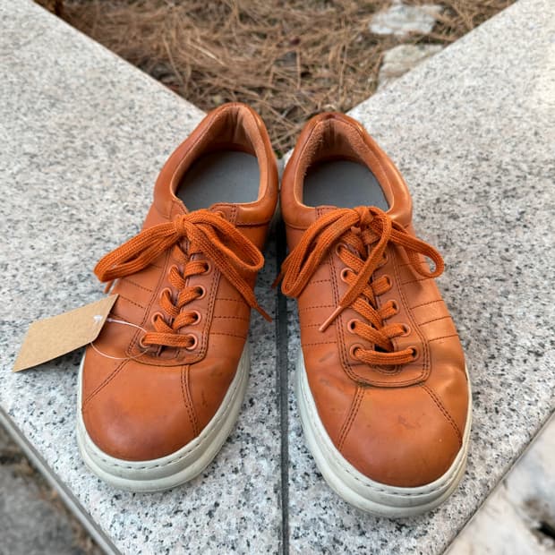 Camper 캠퍼 러너 포 레더 스니커즈