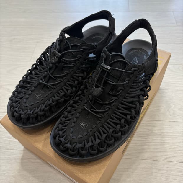 킨 유니크 샌들 275size