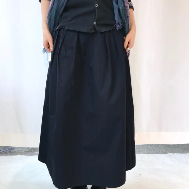 블랙 플리츠 스커트