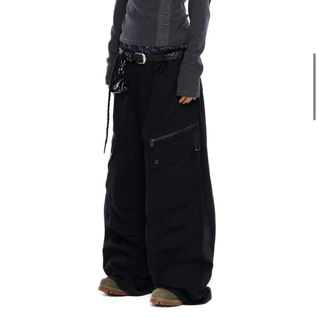 아캄 Knee Pin-Tuck Zippered Cargo Pants