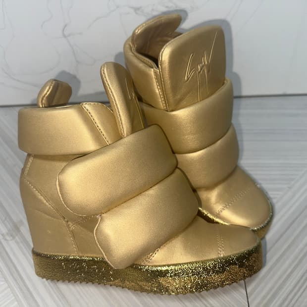 주세페 자노티 골드 패딩 웨지힐 하이탑