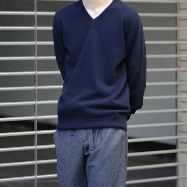 꼼데가르송셔츠 브이넥 풀오버 니트