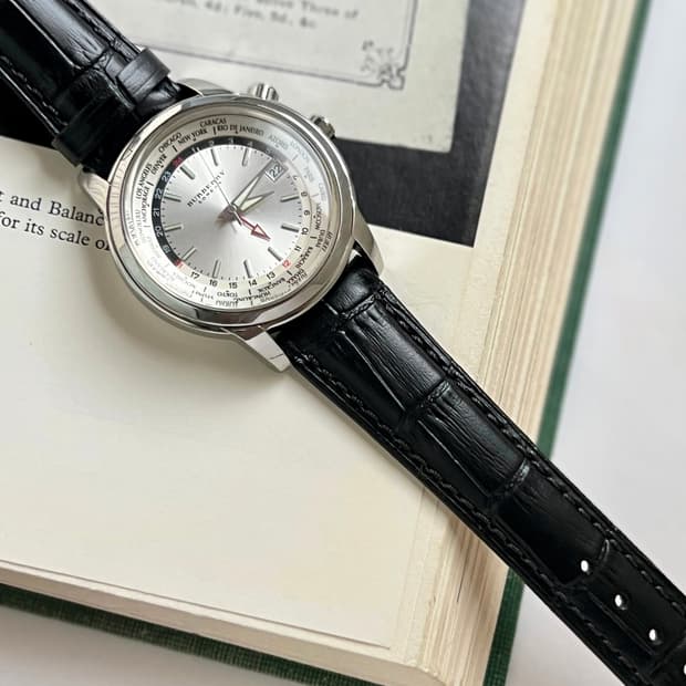 버버리 월드타임 남성 시계