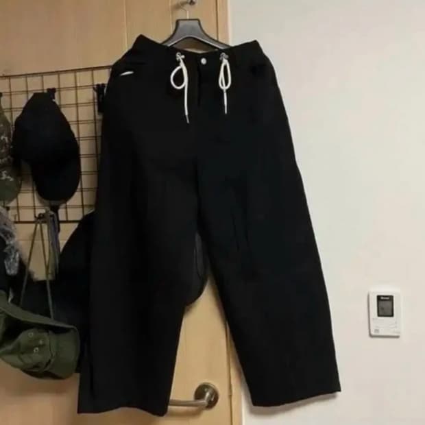 (S)굿라이프웍스 택없새상품 와이드절개벌룬블랙