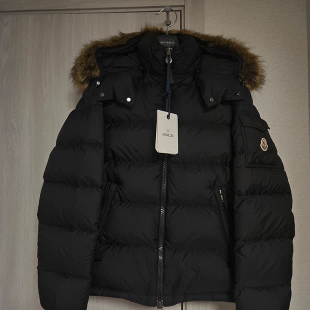 [새상품] 몽클레어 마야프 24fw 2사이즈