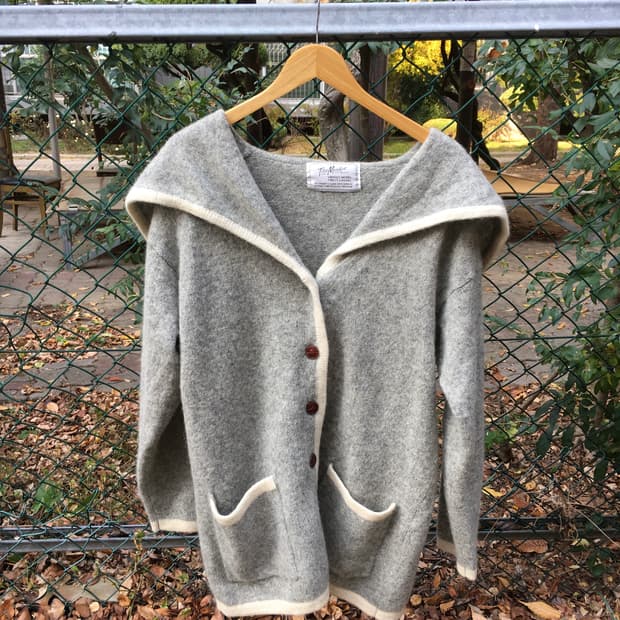 그레이 울 세일러 카라 가디건