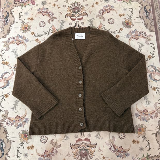 나누슈카 알파카 니트 가디건