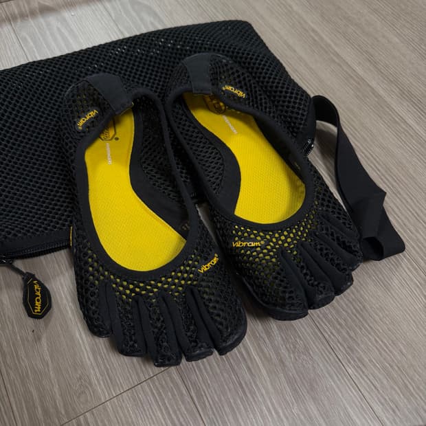 vibram fivefingers eco black
