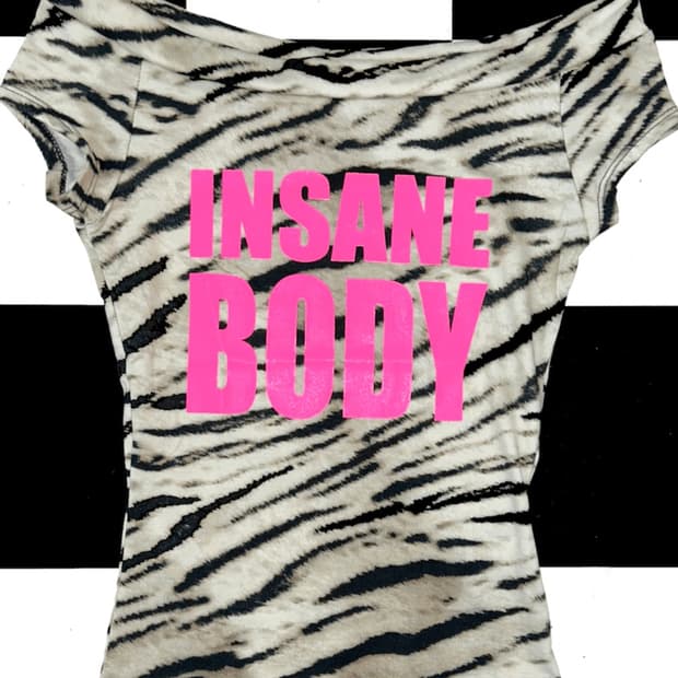 Omighty 오마이티 탑