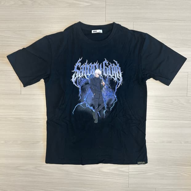 스파오 주술회전 고죠사토루 티셔츠