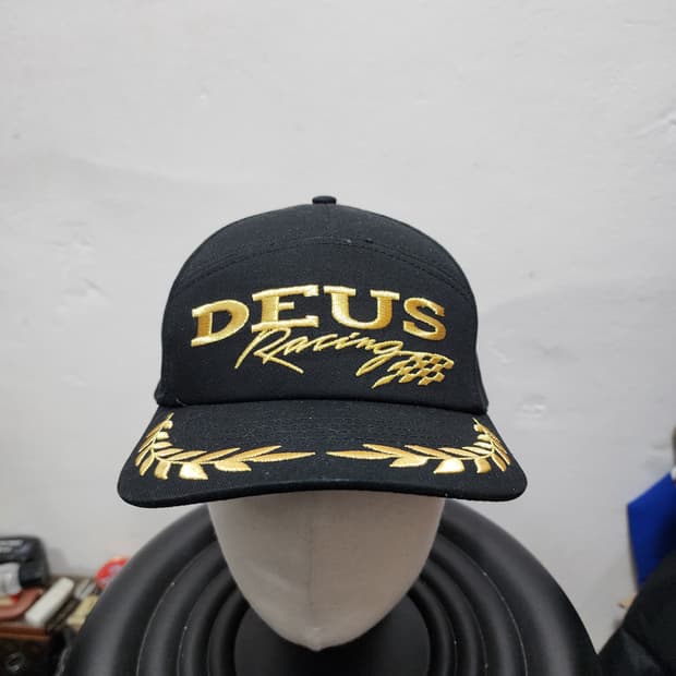데우스 트러커 볼캡