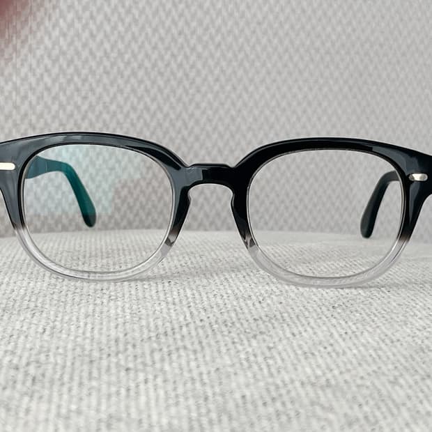 언커먼아이웨어 로저 ROGER (블랙 투톤)