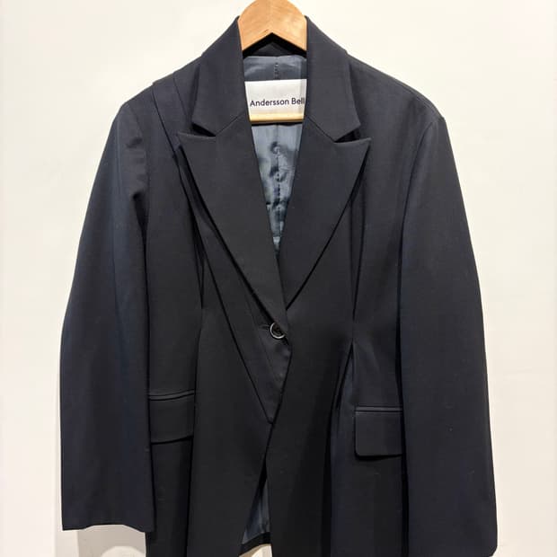 앤더슨벨 슬릿 블레이저 자켓
