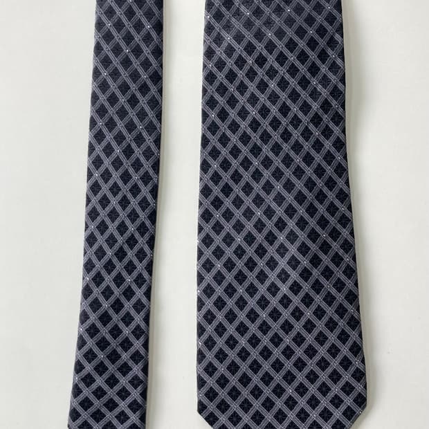 미치코런던 넥타이