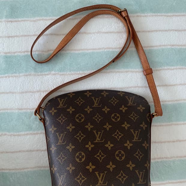 루이비통 가방 크로스백