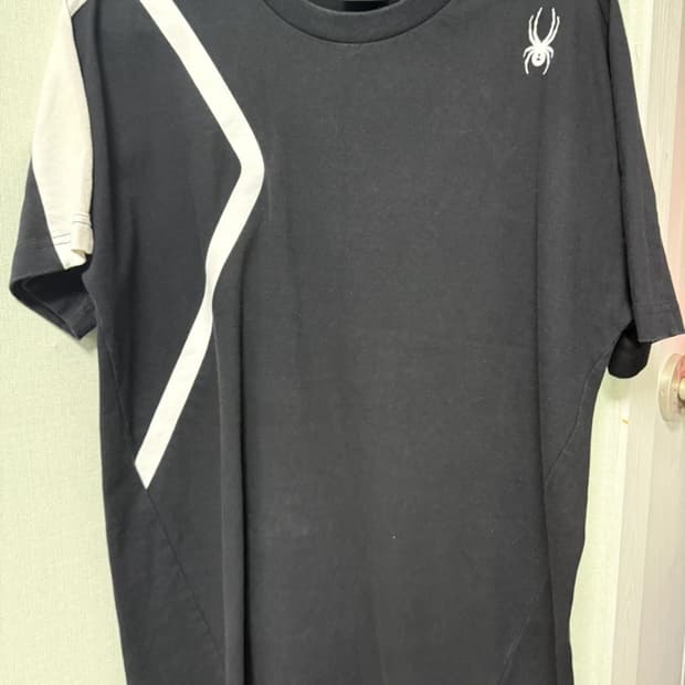 스파이더 반팔티 L