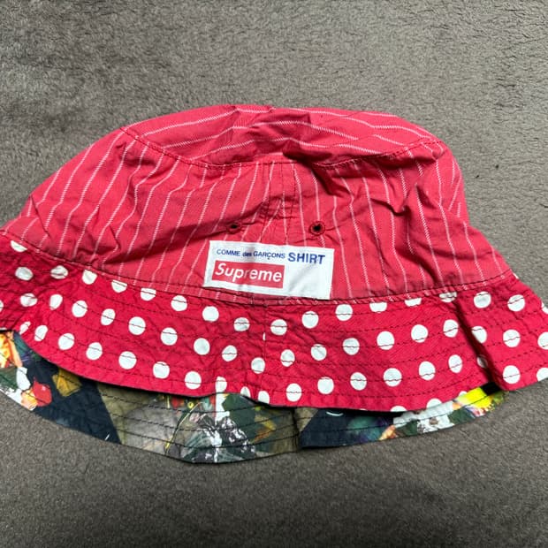 슈프림 꼼데가르송 버킷햇