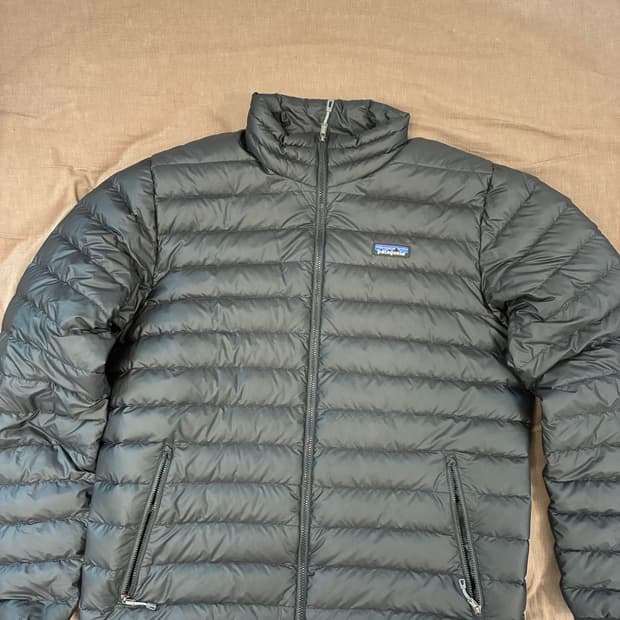 파타고니아 다운스웨터 구형 블랙L(105) 사이즈